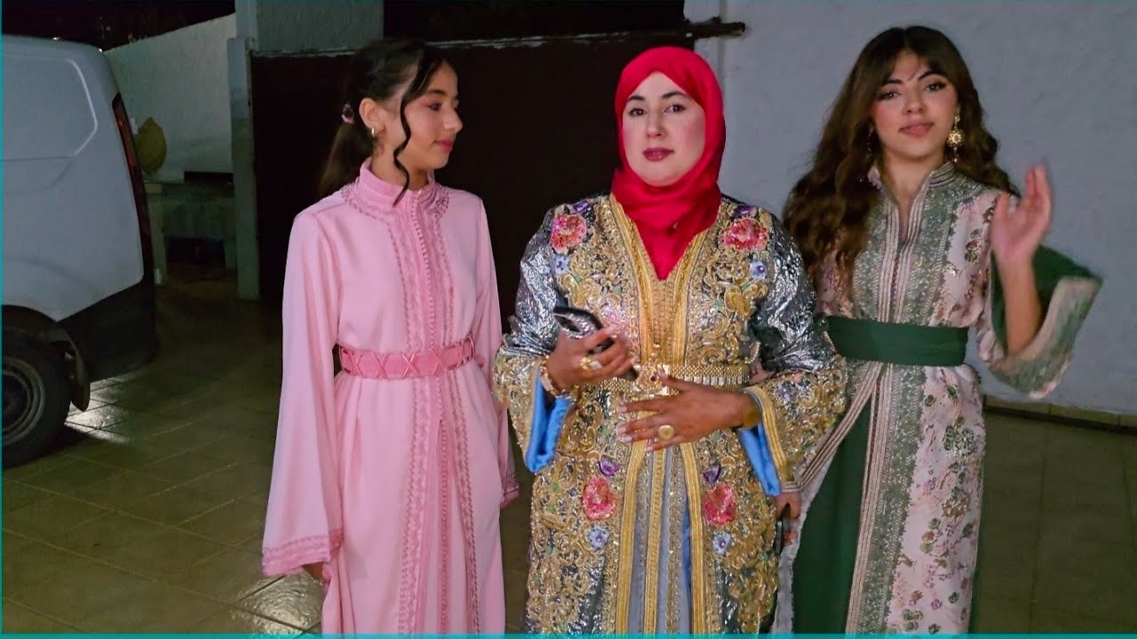 ليلة الحنة ديال العروسة وصال وبناتها خطفو الأنضار