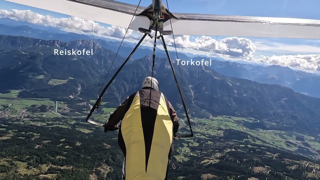 Flying with Griffon Vultures, Greifenburg 2025