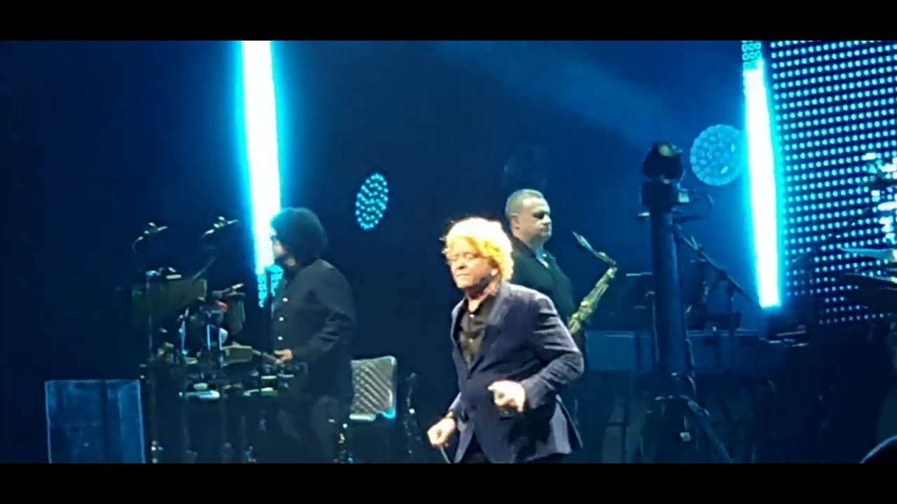 Monies Too Tight to Mention - Simply Red, 4 October 25, Utilia Arena Birmingham 
