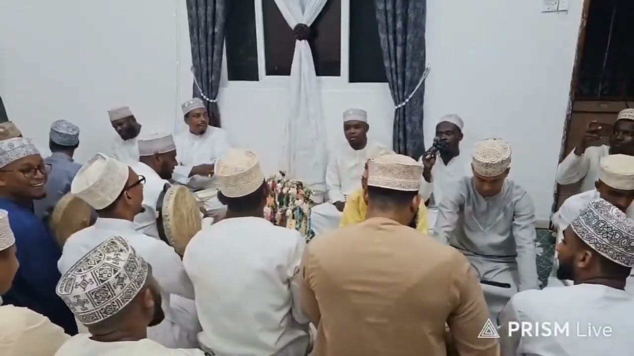 QASWIDA || HAYAATY NIKITU GANI || Muhsin Bute 