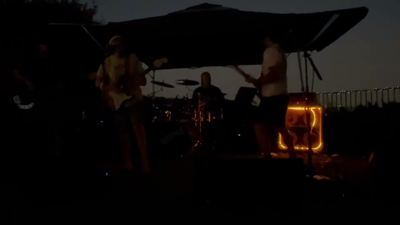 Rad Bones: Cali Love Song (Live at D&E&rsquo;s Summer Bash 7/27/2024)