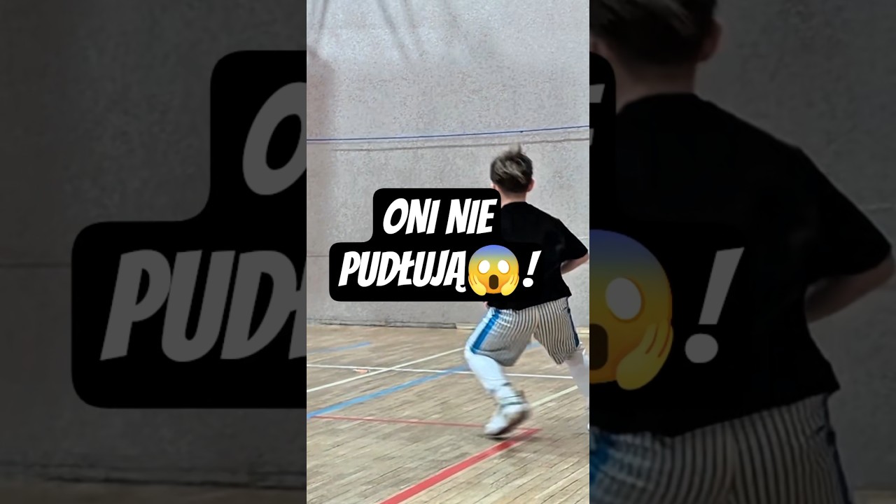 99% os&oacute;b nie potrafi powt&oacute;rzyć tego dryblingu...a oni?😱 Kt&oacute;ry rzut lepszy 1 czy 2? #koszyk&oacute;wka