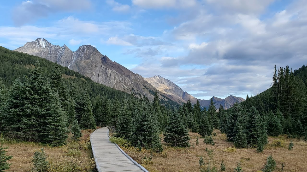 Kananaskis Country, O'Shaughnessy Falls, Canmore, Grotto Canyon and Grassi Lakes in Alberta