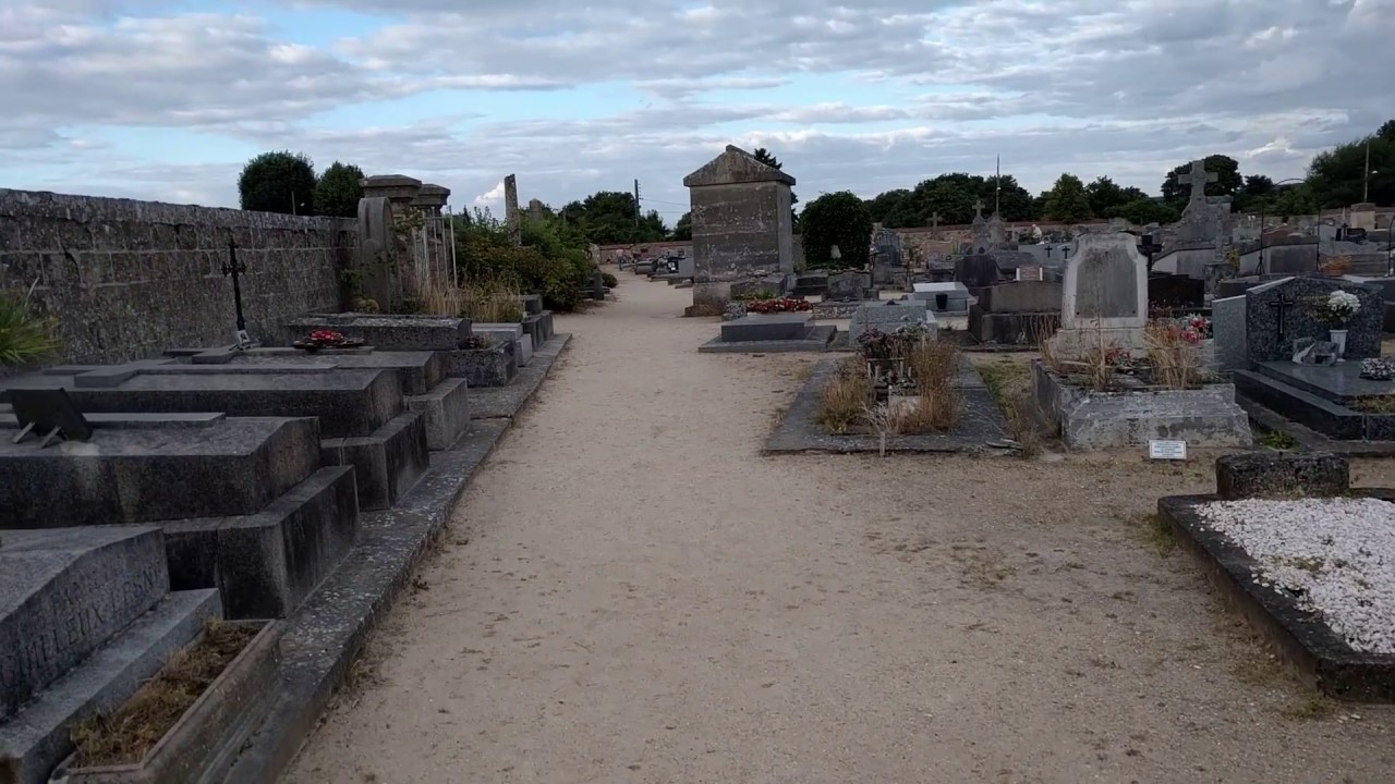 VAN GOGH's GRAVE in FRANCE
