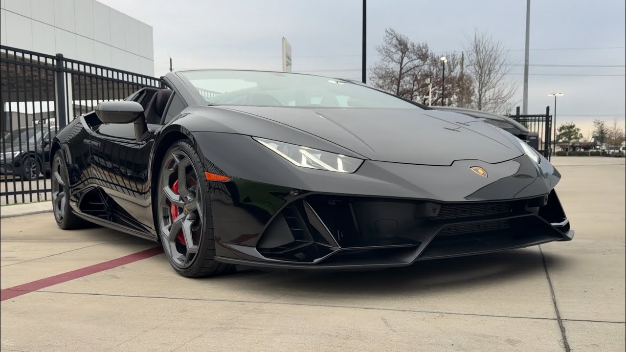 I Wasn’t Ready for the 2023 Lamborghini Huracán EVO…