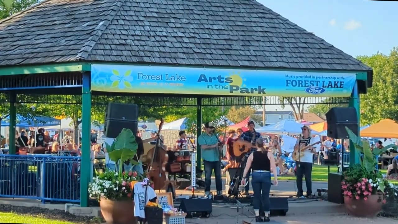 Roe Family Singers live at Forest Lake Beach in Forest Lake, MN- Aug. 12, 2025