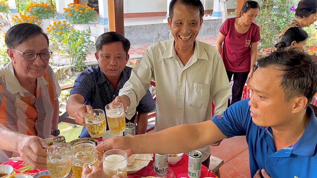 28 Tết rước Ông Bà về sum vầy, chia sẻ niềm vui ngày Tết |MLQ#97