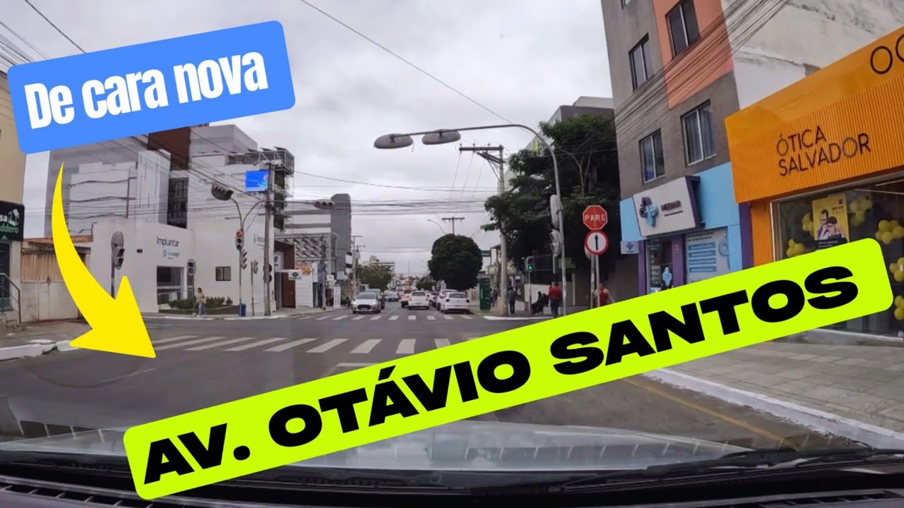 Avenida Otávio Santos, centro de Vitória da Conquista, BA 