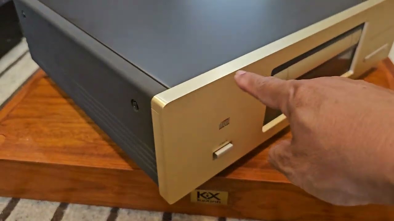 Đầu cd Accuphase DP-65 thùng xốp đẹp keng nghe hay trưng bày đẹp giá 33tr LH 0974.43.43.43 ship TQ 