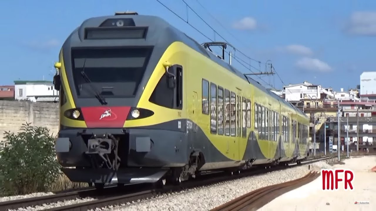 ETR 341 / 342 FLIRT ed ETR 452 CIVITY di FERROVIE NORD BARESE a RUVO DI PUGLIA.