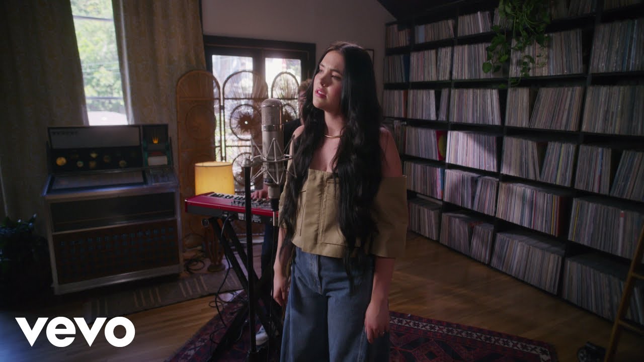 Lauren Spencer Smith - Aftermath (Official Acoustic Video)