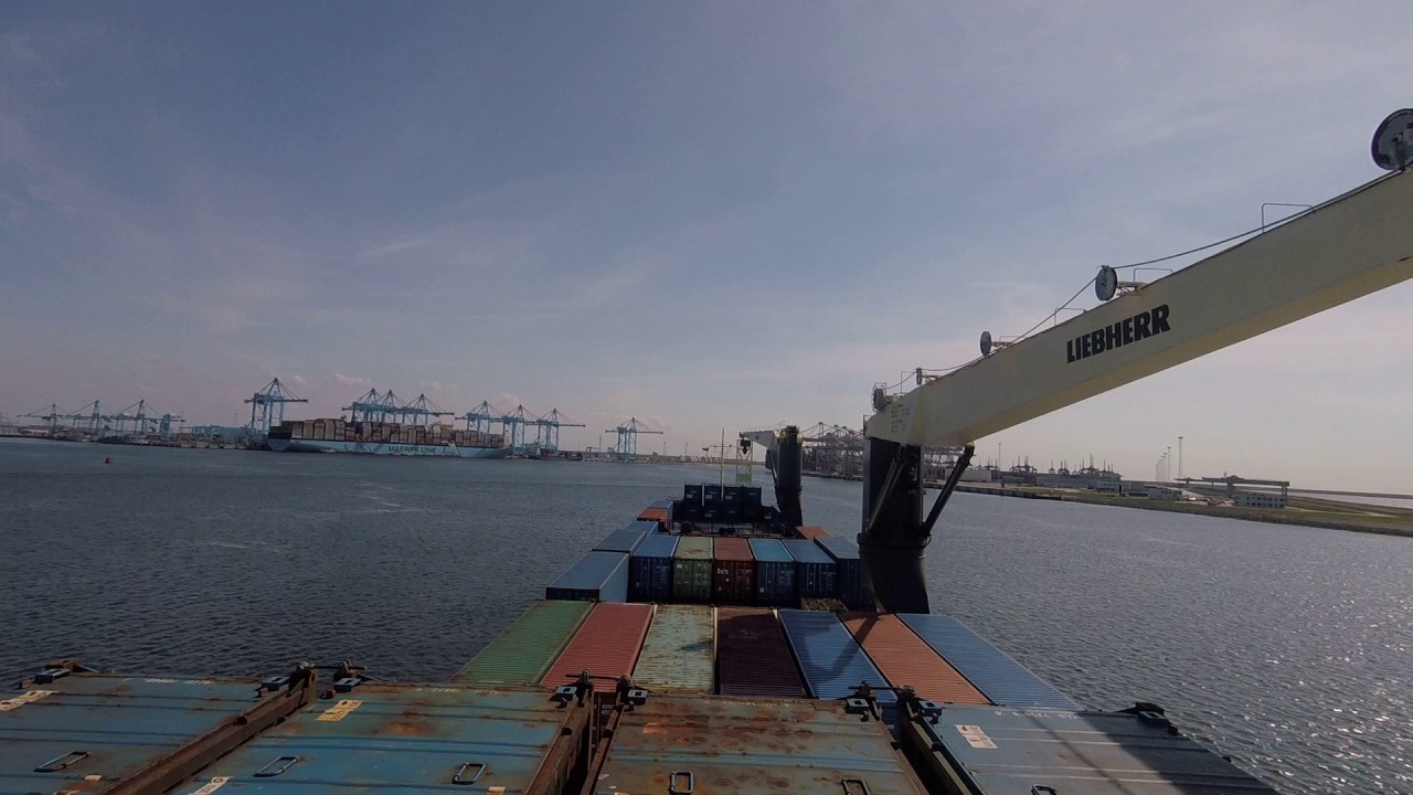 Cargow - mv Marmakira - RWG