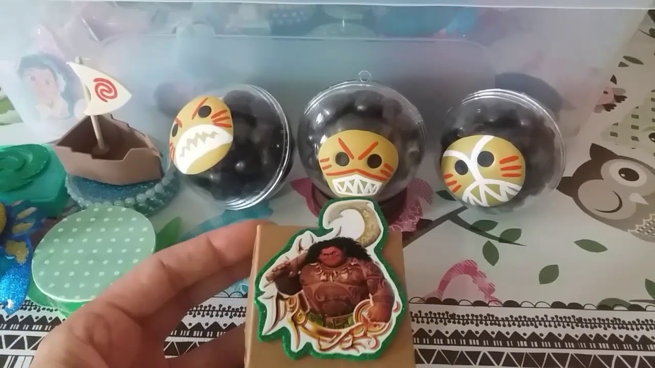 Preparativos festa Moana  Personalizados em acrílico #Marifaz8