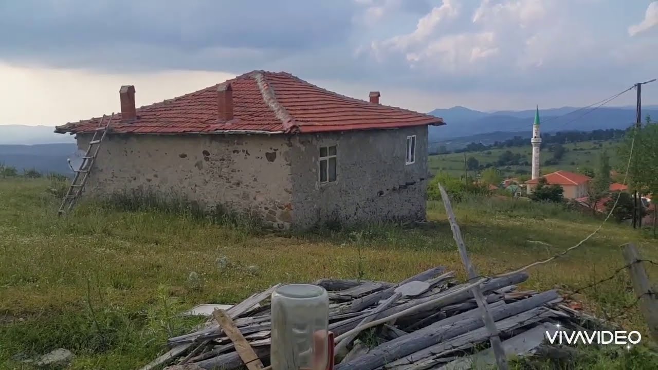 TAŞ EV ve 2408 m2 KÖY ARSASI + 10800 m2 BAĞ - KORUCAK KÖYÜ - BAYRAMİÇ/ÇANAKKALE - SATILIK DEĞİLDİR ⛔