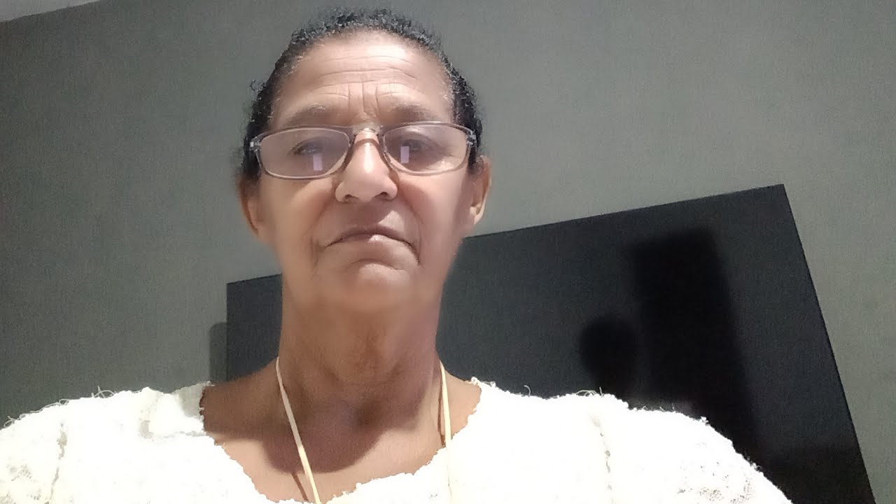 Leodice  de tudo um pouco. está ao vivo!