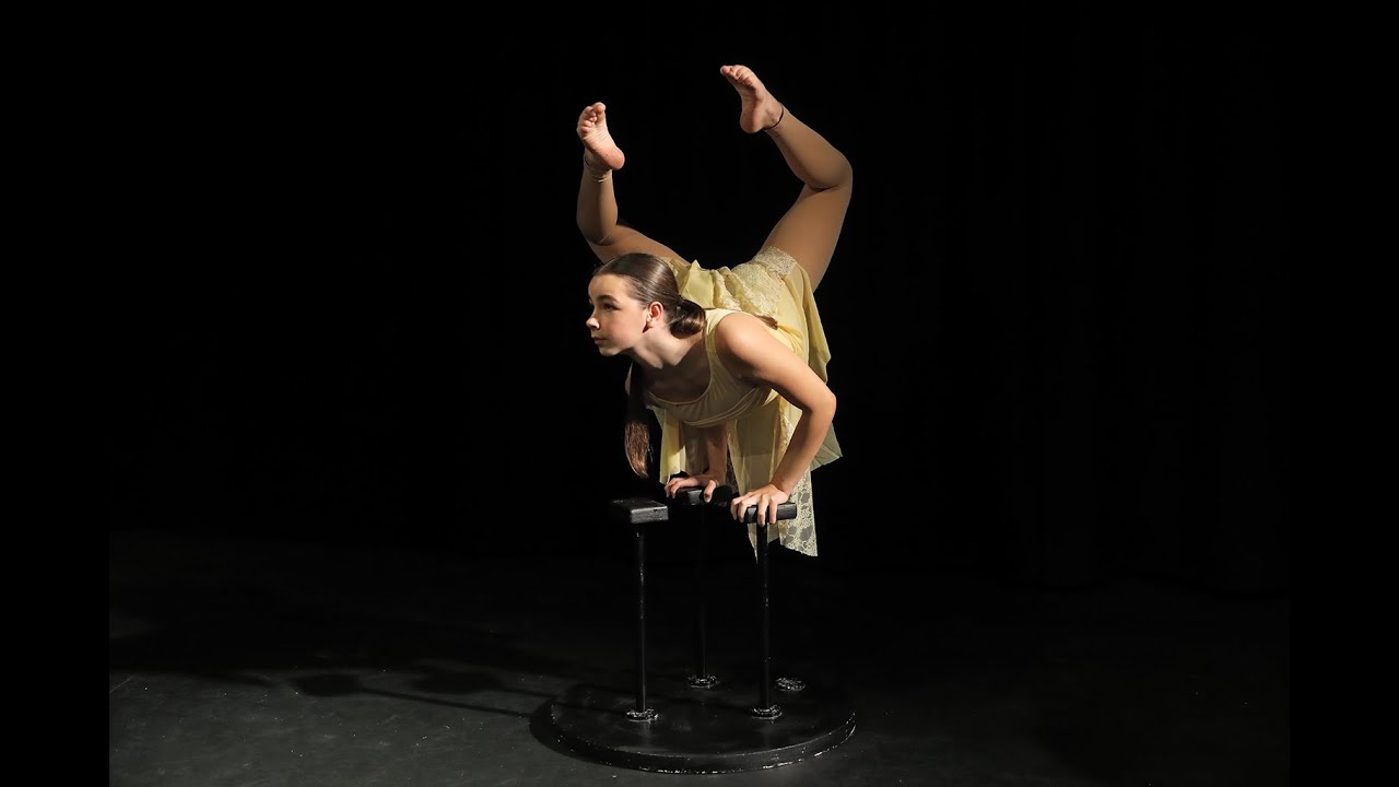 Jess - contortion solo - age 15
