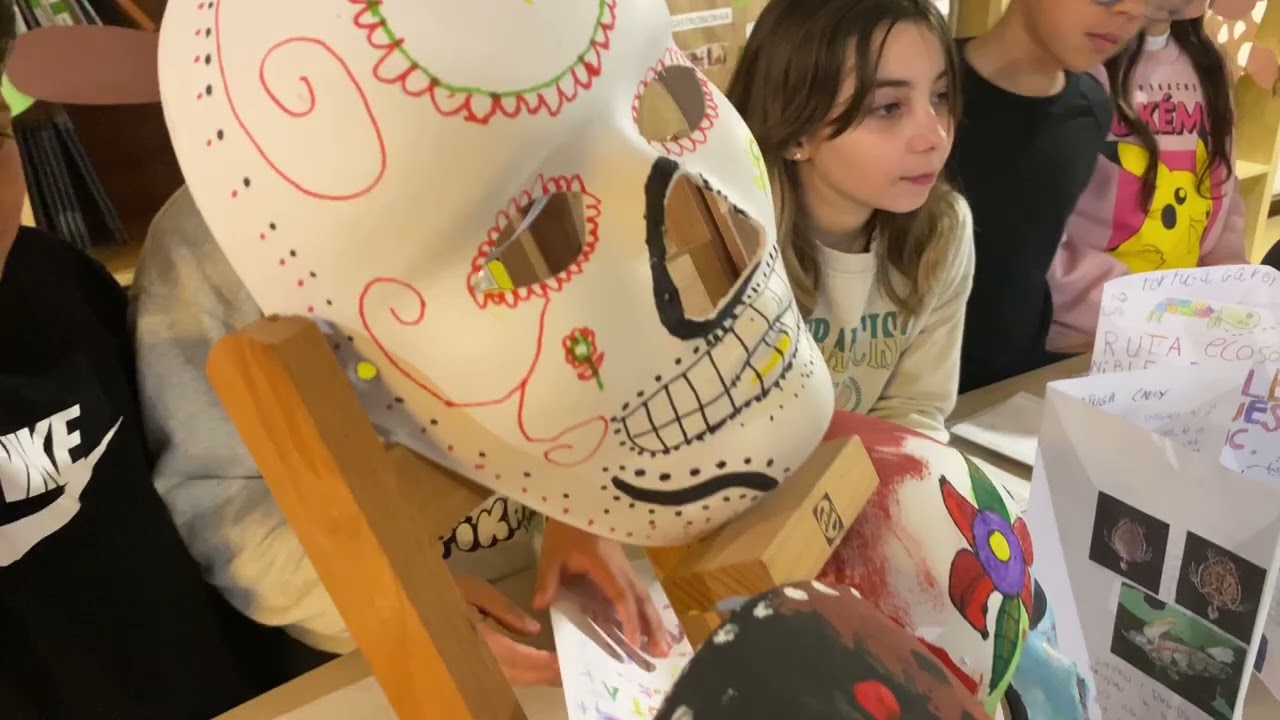 EXPOSICIÓ VEURE EL MÓN