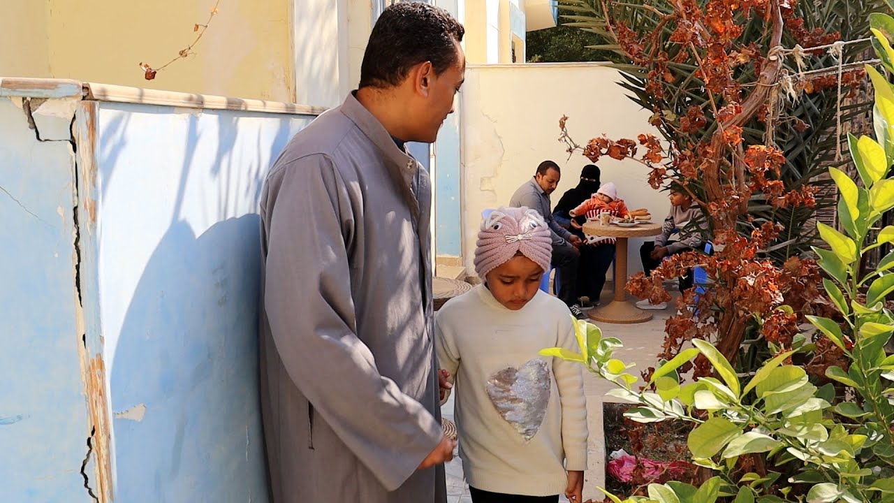 بنت عشان فقيره شوف الرجل الغنى عمل معاها ايه ! وابوها ينتقم لها اشد انتقام !!