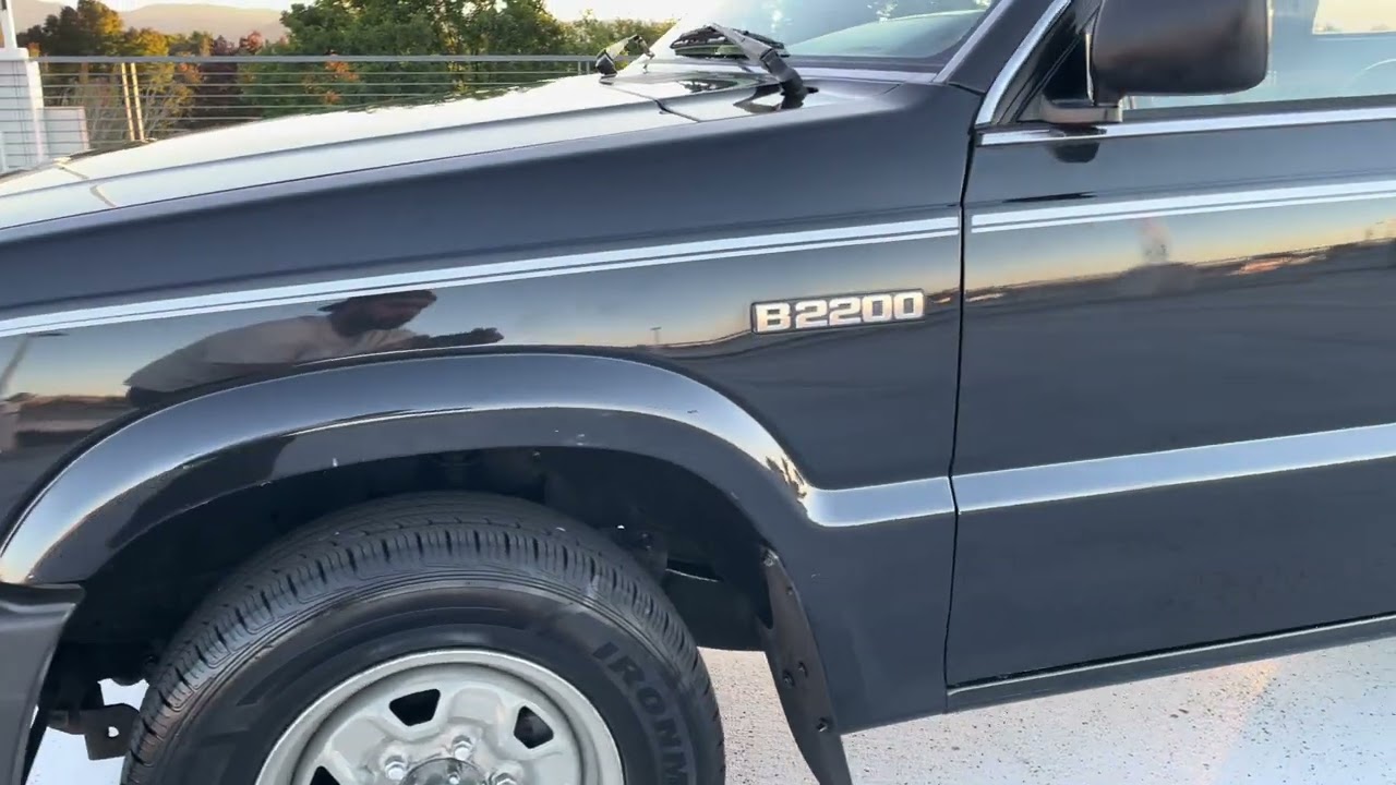 1988 Mazda B2200 Closeup Walkaround