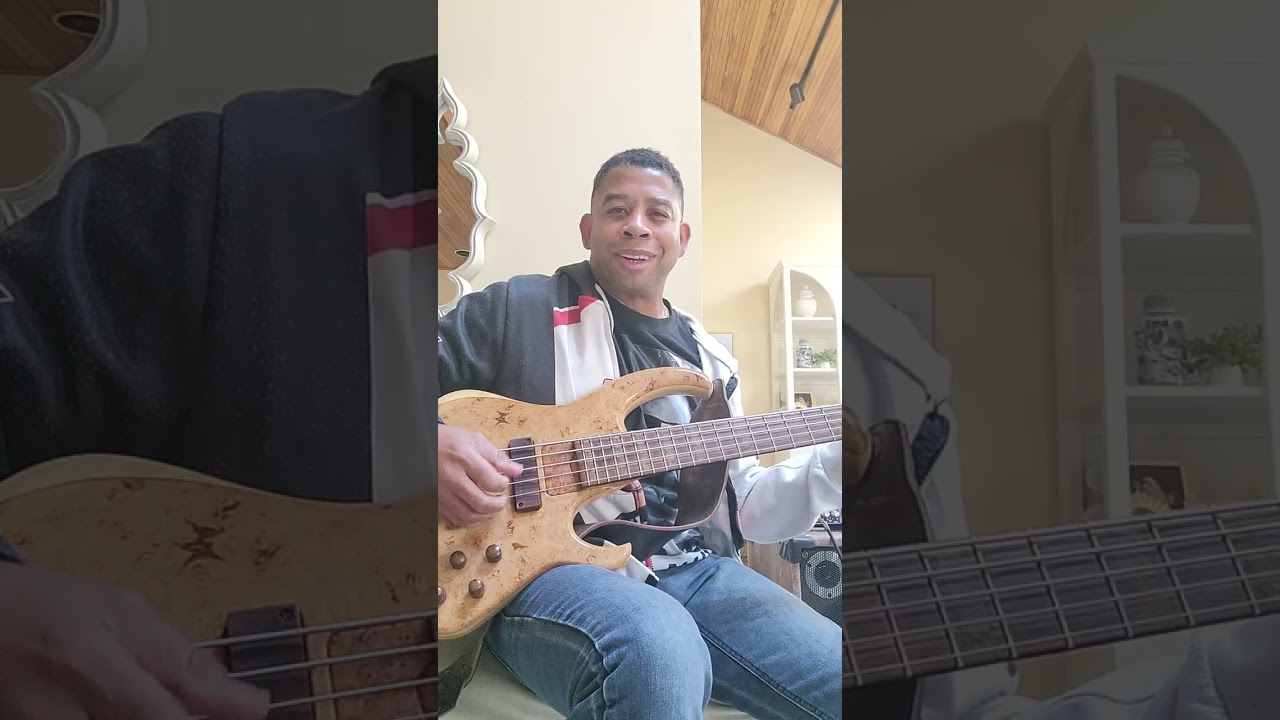 MXR Bass Synth pedal quick demo