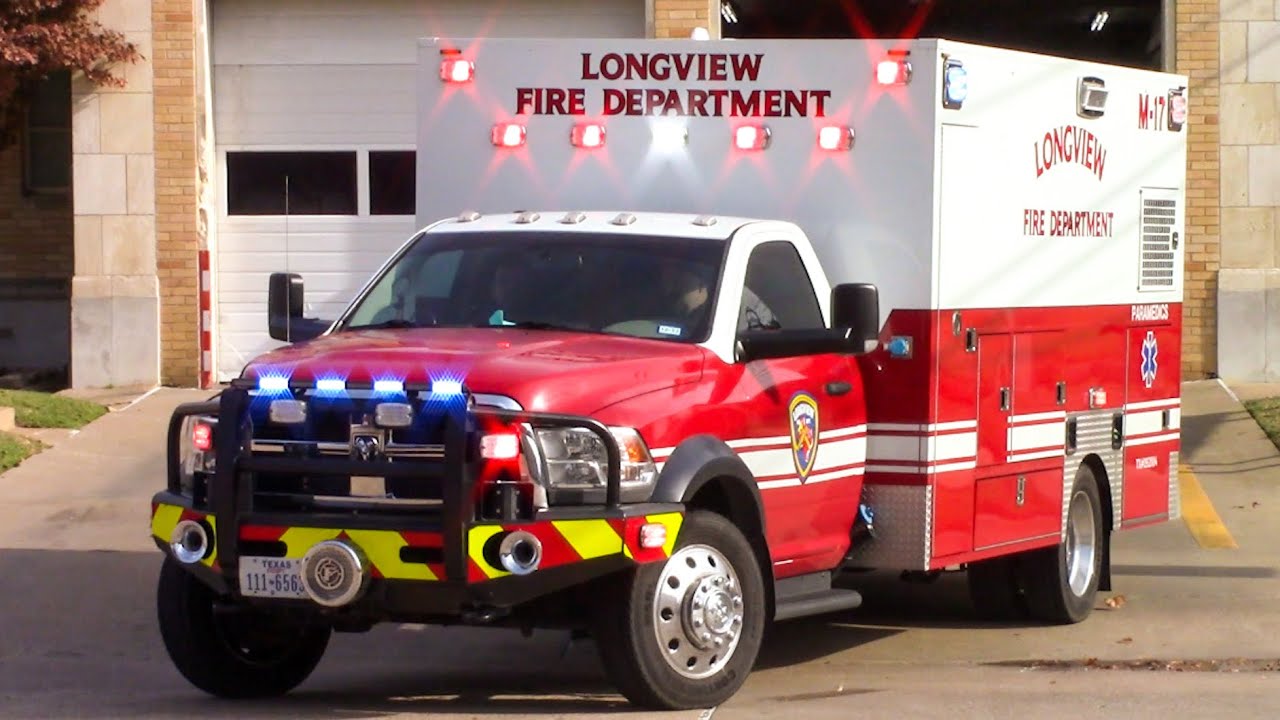 (Q-Siren) LongView Fire Dept. Medic 17 responding as Medic 1