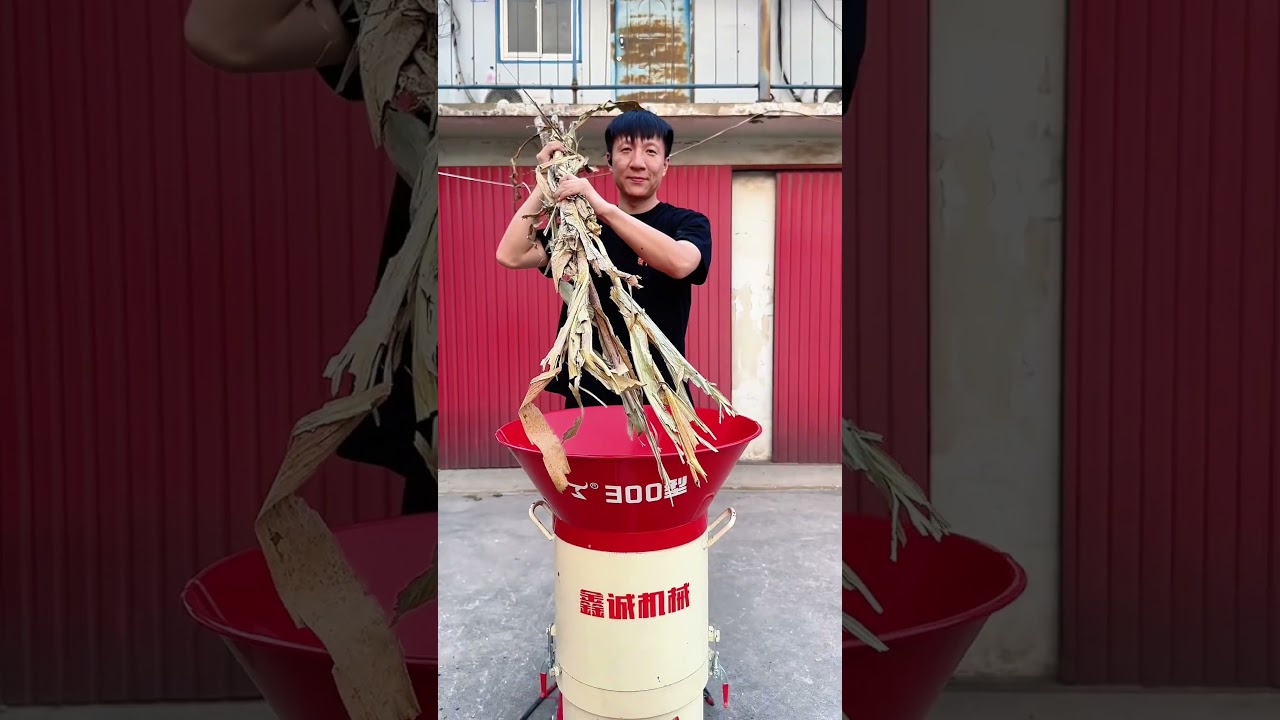 Small Machine, Big Power &ndash; Feed Pellets in Minutes!#youtubeshorts #livestockfeed #farmmachinery