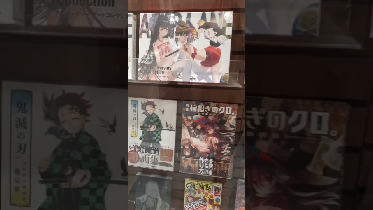 NEW & POPULAR Manga Book Selection in FULLY BOOKED MITSUKOSHI