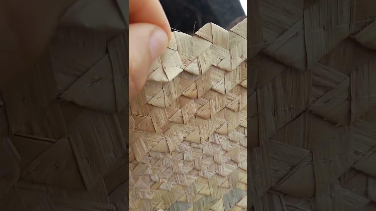 ideia de como fazer um tapete de palha com tran&ccedil;a de bico que est&aacute; em alta no artesanato#brazil