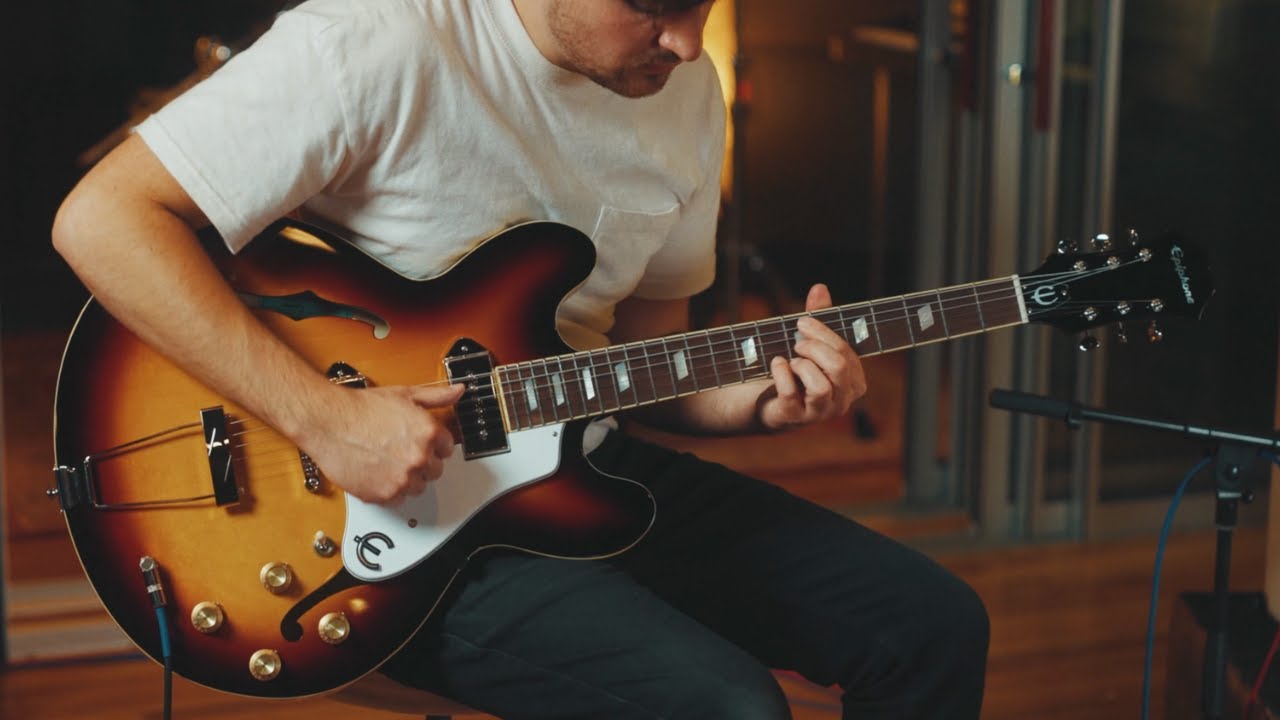 Epiphone Casino Thinline Archtop Hollowbody in Vintage Sunburst | 