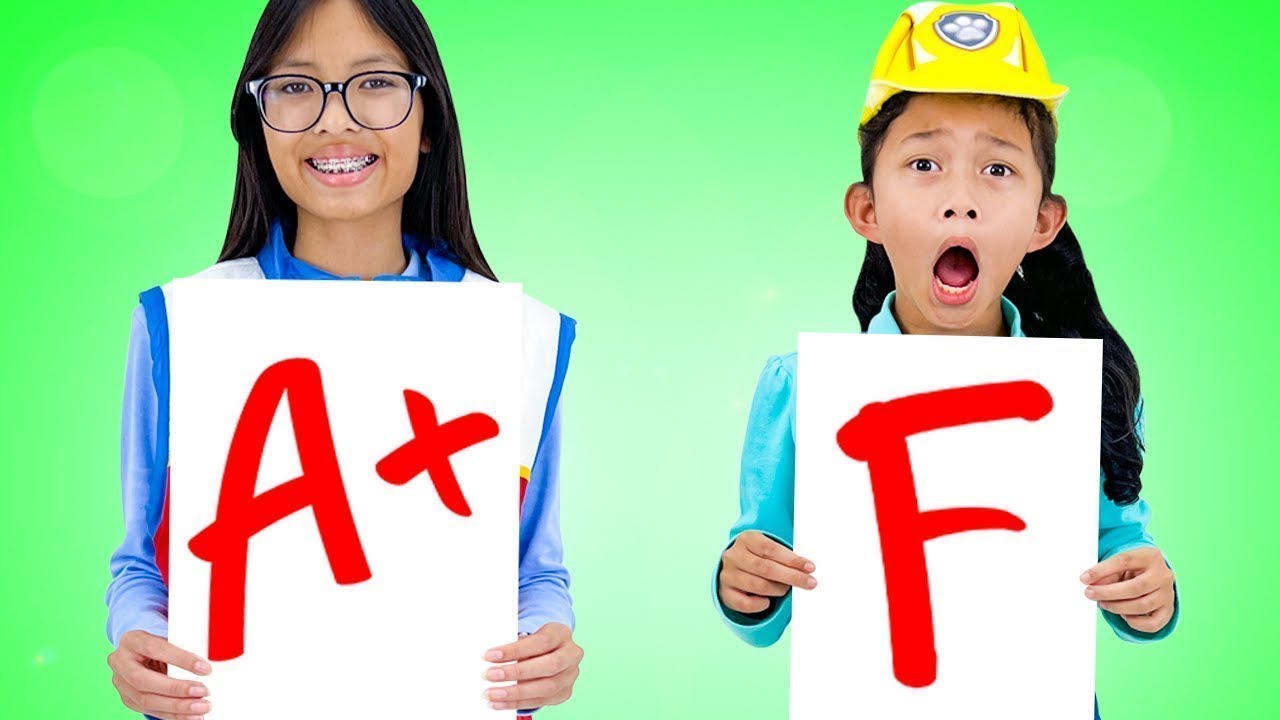 ¡Wendy y Andrea Aprenden Ciencia, Fuerza y Más en la Escuela de Superhéroes!