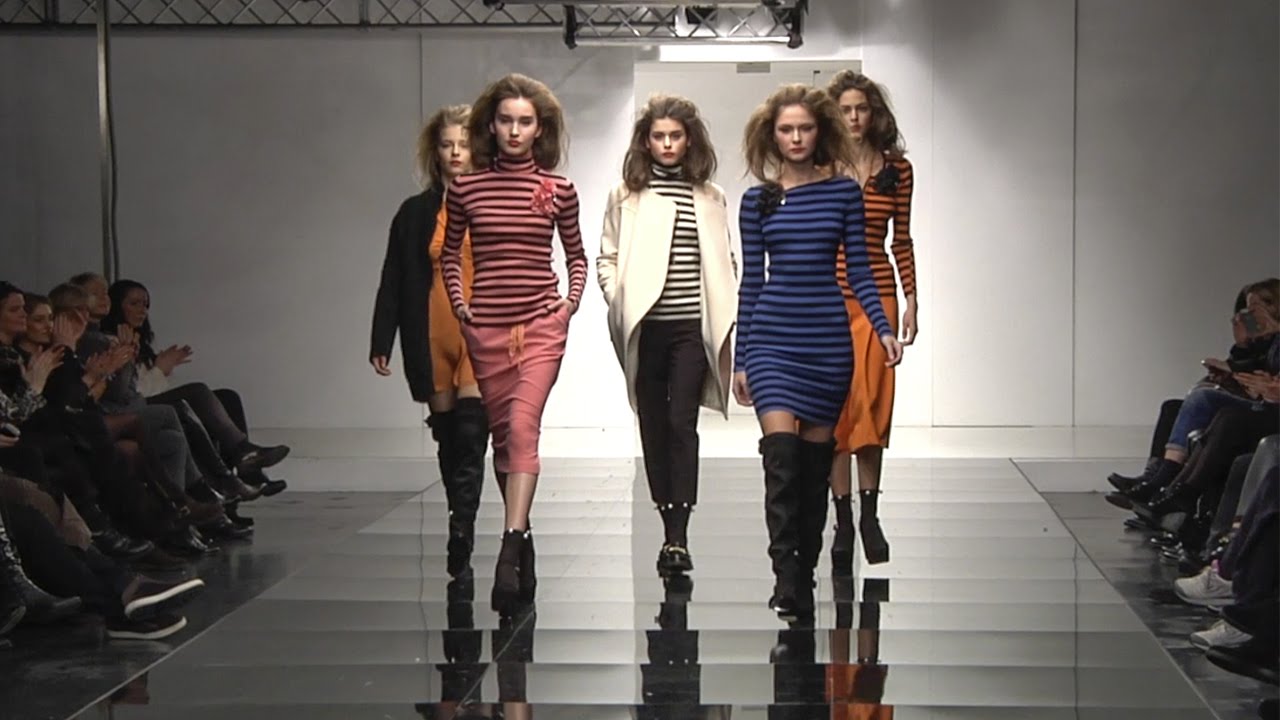 TWINSET Simona Barbieri Fall Winter 2015/16 Collection Fashion show - Preview