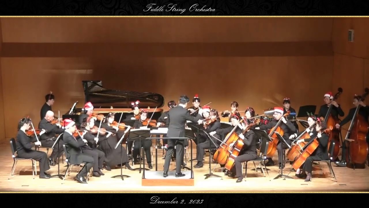 A Gleeful Christmas