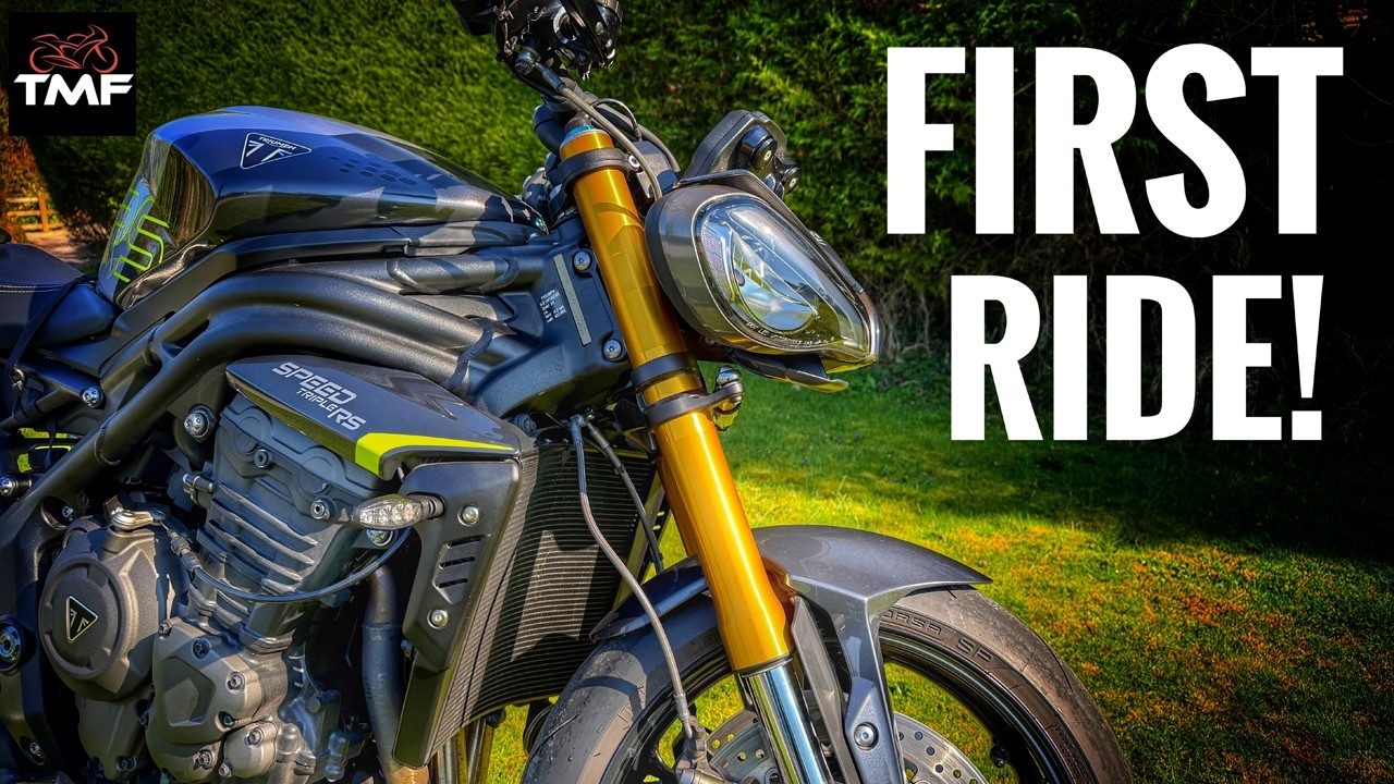Triumph Speed ​​Triple RS - Pytanie za 5500 funt&oacute;w: Speed ​​Triple RS czy Street Triple RS?