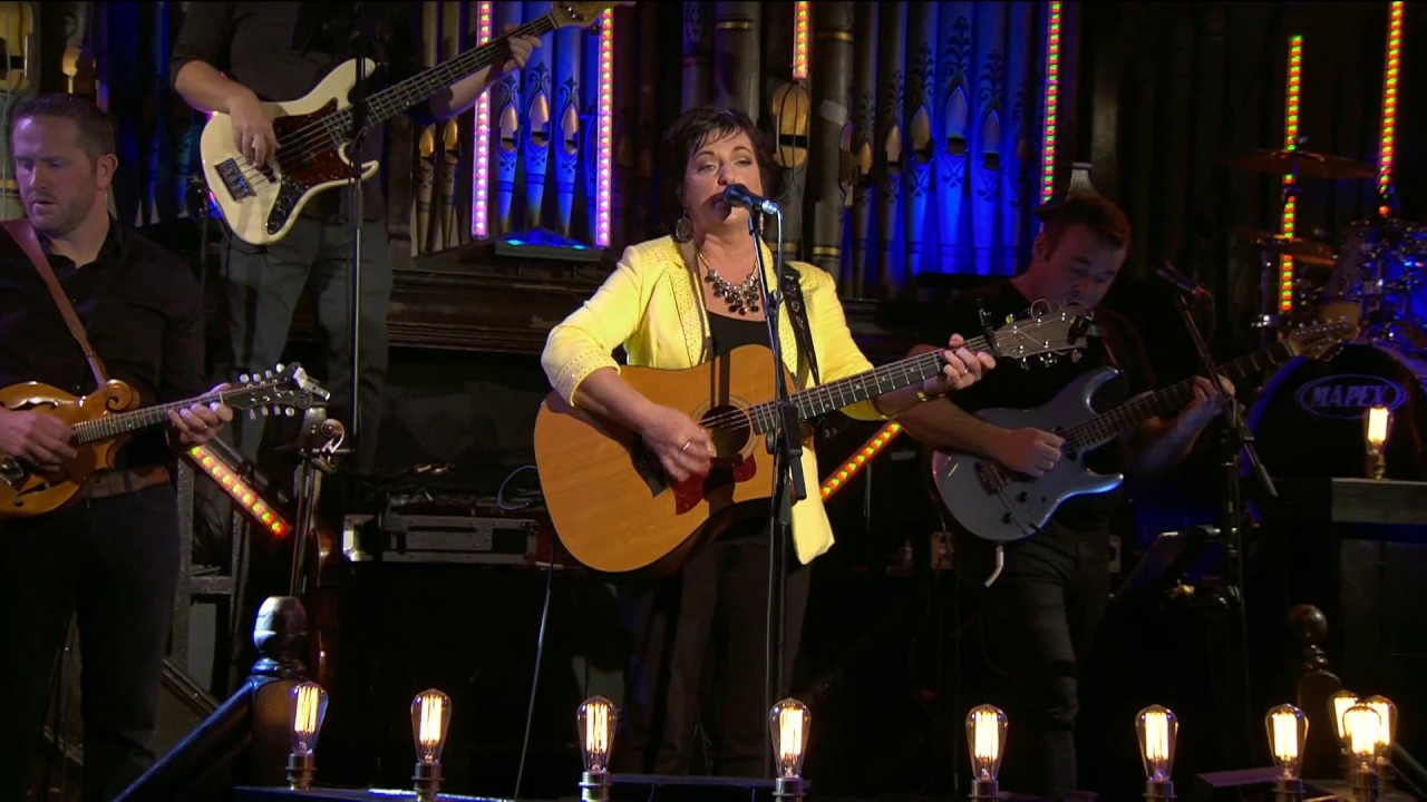 Louise Morrissey | I Come by the hills  | TG4