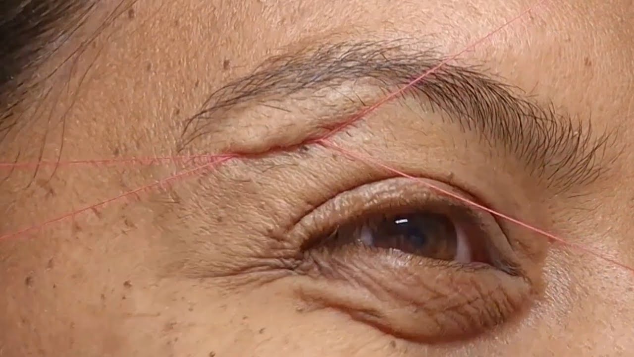 Threading & Plucking- 30 Eyebrow (ASMR)