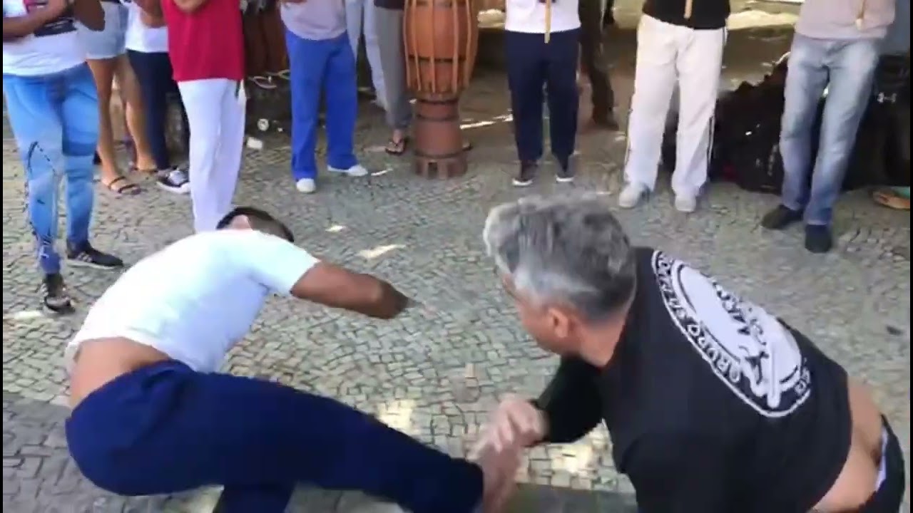 Instrutor Fara&oacute; e Mestre Cocoroca - Roda de Rua Rio Bonito