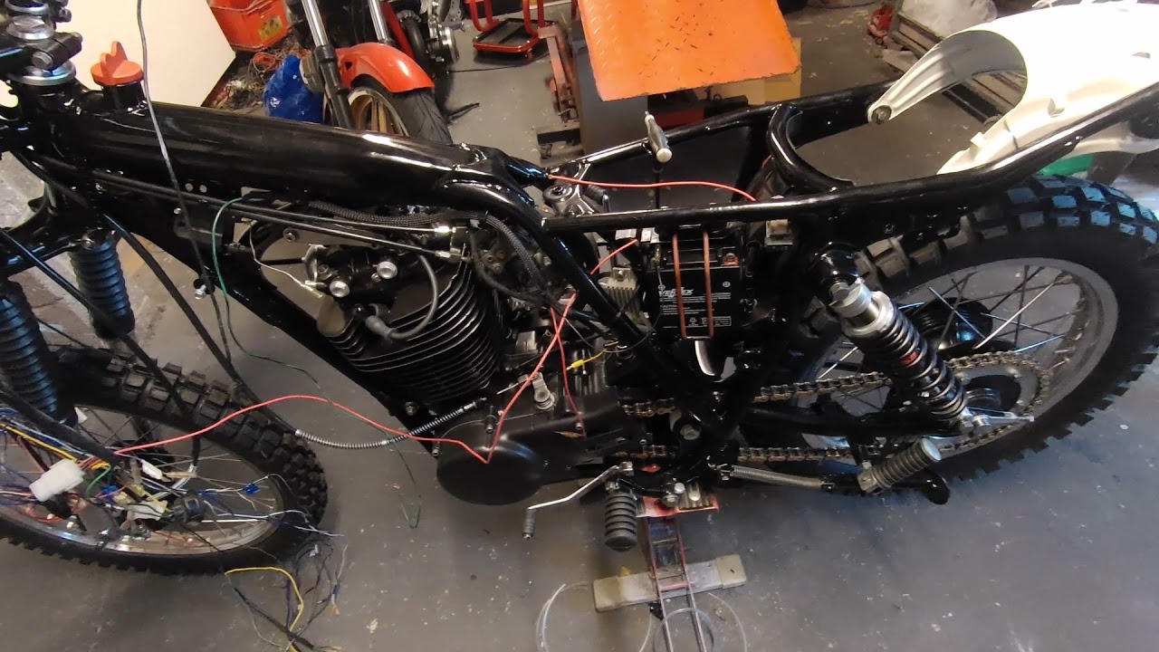Yamaha XT500   part 10