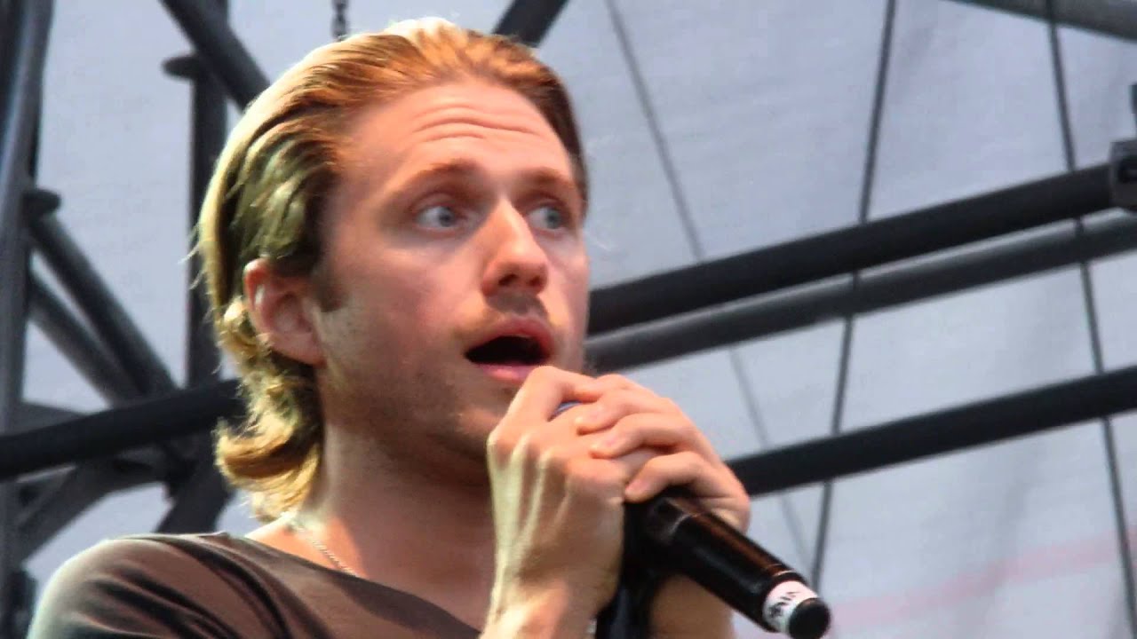 Elsie Fest: Aaron Tveit - We Are Never Ever Getting Back Together