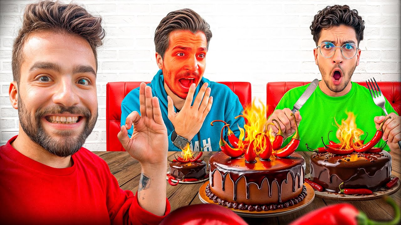 کی میتونه غذای عجیب غریب بهتری درست کنه 🍔🍰 PRANK