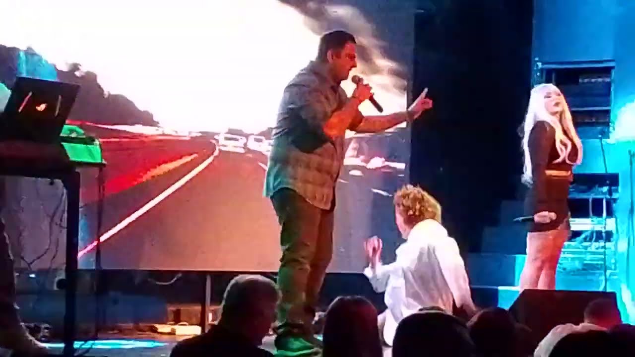 Mr Vartan and Ms Anastasia guest Singer @McnewmusicNetNicosia  your A Star grand Final