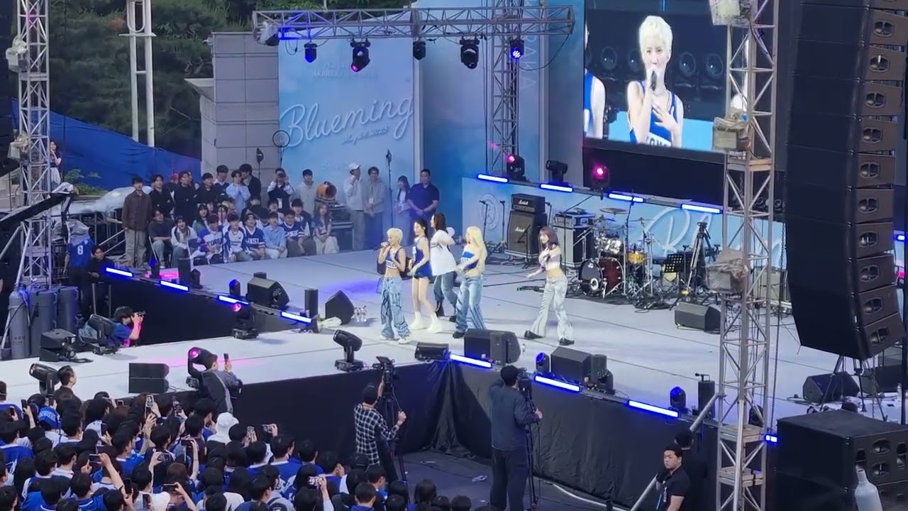 아이들 i-dle - TOMBOY 연세대학교 아카라카 Yonsei University AKARAKA 250524