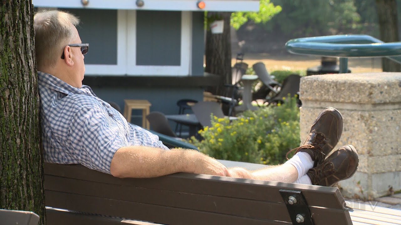 How to help aging parents financially