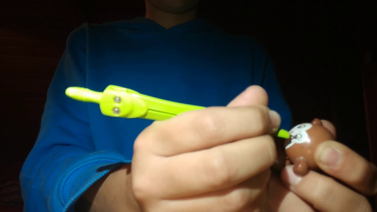 Bad mic quality    monkey toy schratching asmr