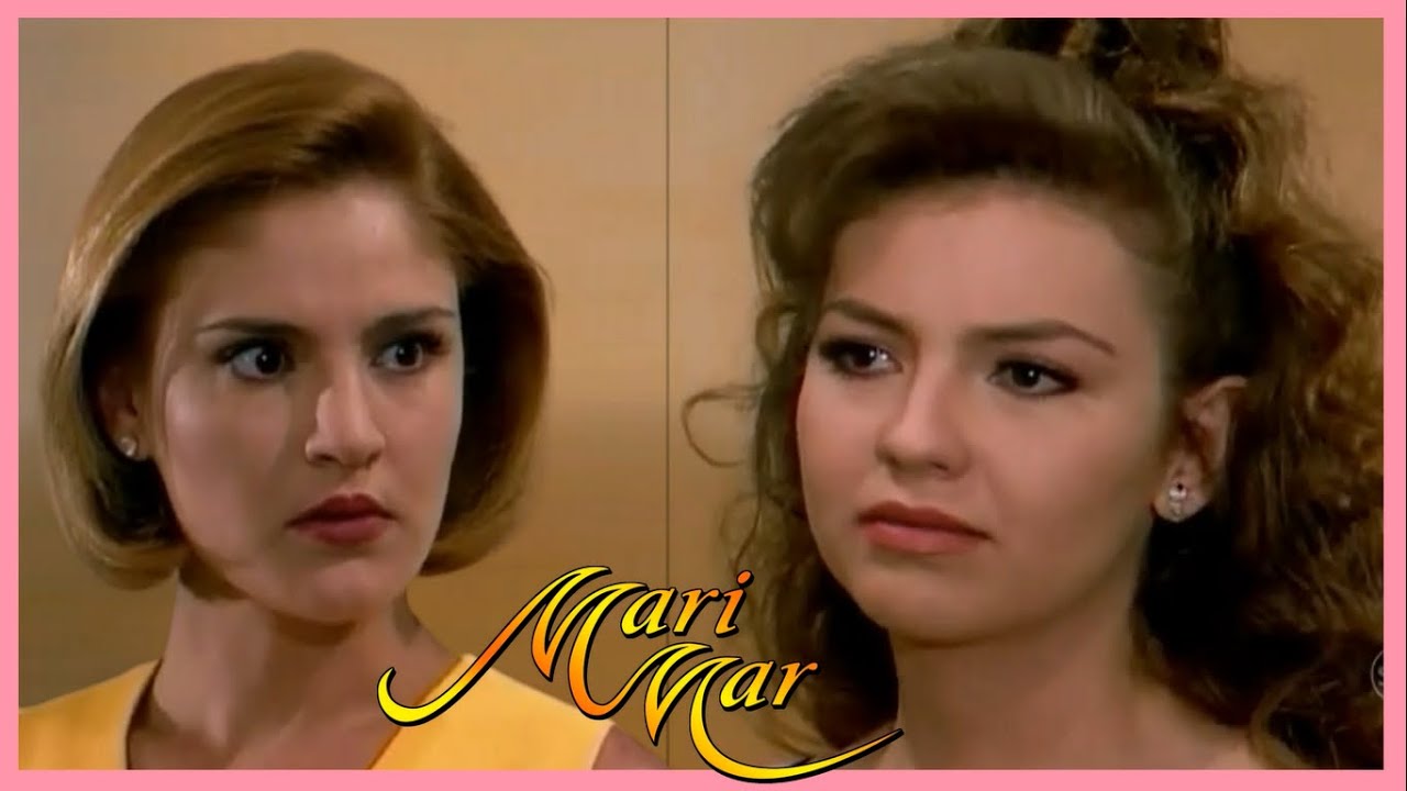 ¡Marimar corre a los Santibañez de la hacienda! | Marimar - Televisa
