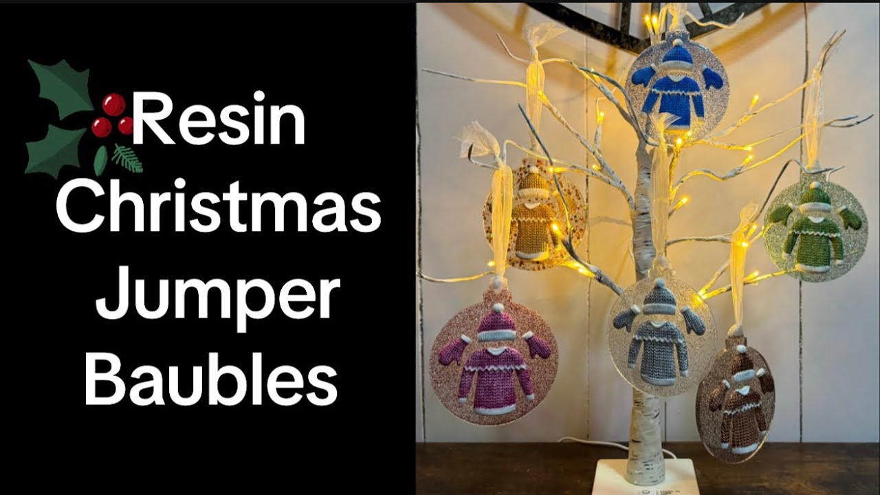 #040 Resin Christmas Baubles