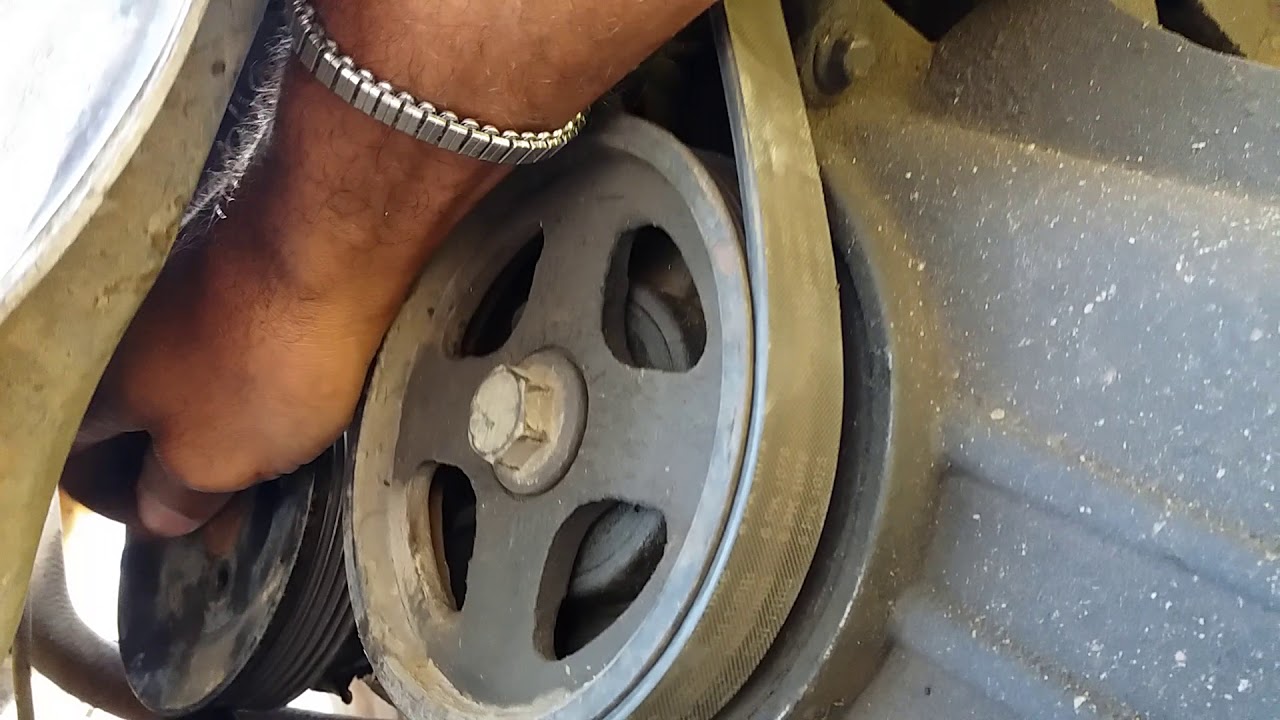 Ford trocando a bomba d'água da Courier motor Zetec Rocam parte 2