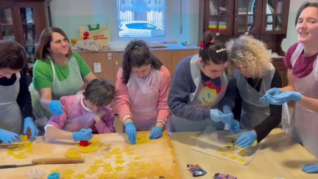Laboratorio di cucina: prepariamo biscotti insieme: Istituto don Ghinelli,Opera don Guanella, Gatteo