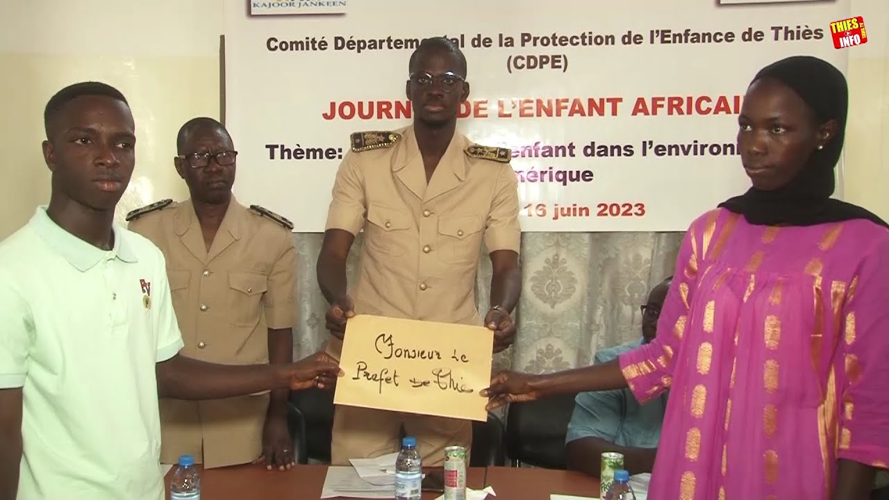 JOURNEE DE L'ENFANT AFRICAIN AVEC KAJOOR JANXEEN A THIES