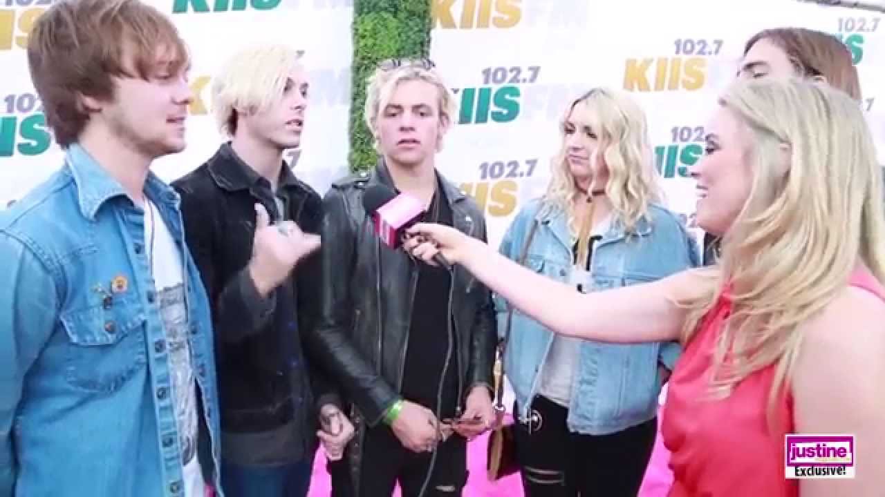 Justine Magazine: Wango Tango Pink Carpet with Laura Marano, Jason Derulo, R5, David Guetta & More!