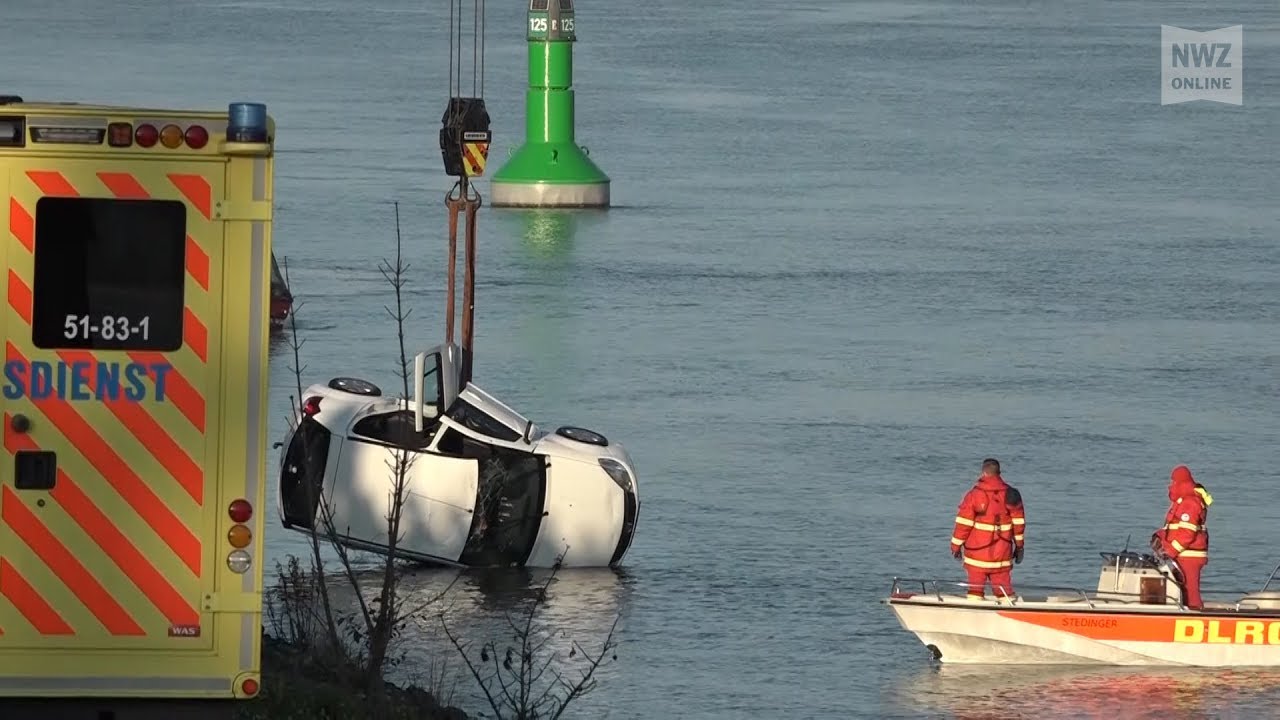 Lemwerder: Taucher bergen Auto aus der Weser